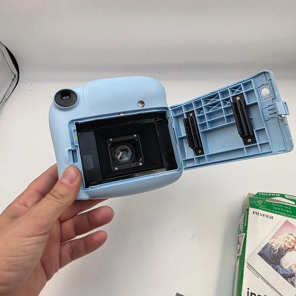 Fujifilm Instax Mini 7+ Instant Film Camera Light Blue with 20 Exposures Film A1